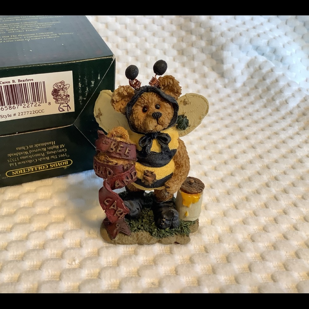 Boyd’s Bears - Caren B Bearlove